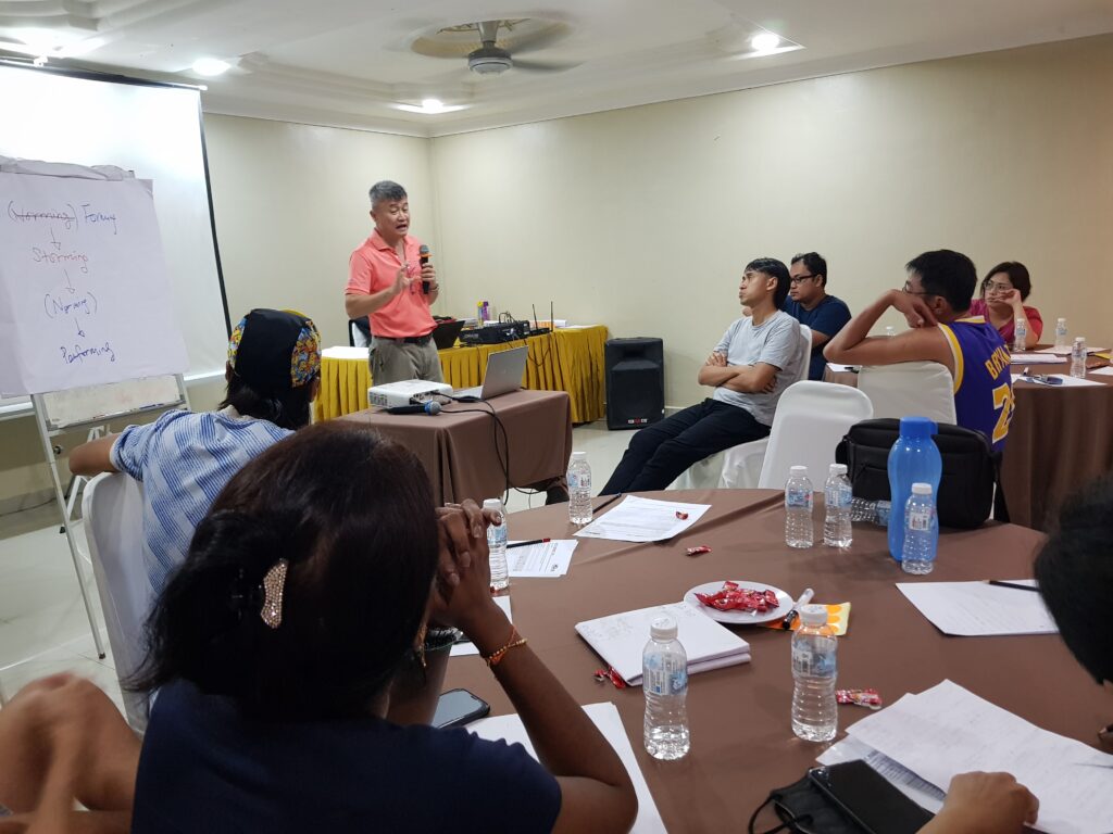 TEAM BULIDING ACTIVITIES MALAYSIA - EFFECTIVE COMMUNICATION TEAM MEETING